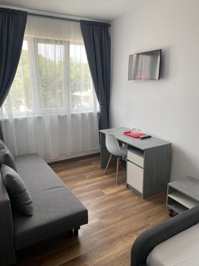 Paradox Movila Bed & Breakfast 2*